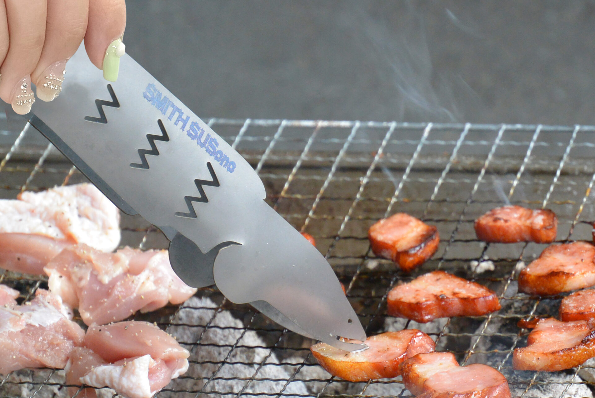 SMITH SUSono Titanium Tongs