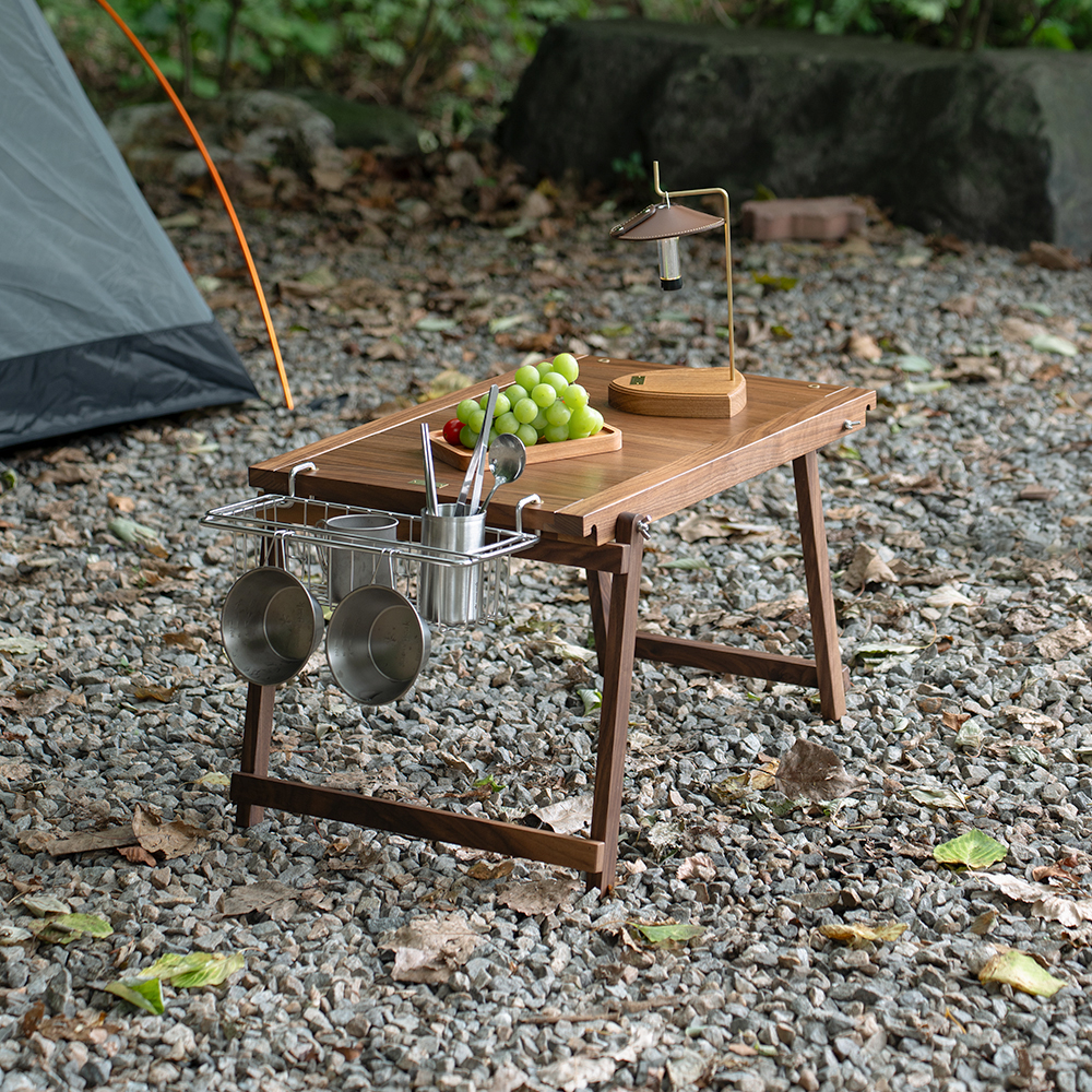 Brote table